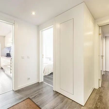 Guestready - Fantastic Modern 2br Apt Near Quinta Das Conchas * Lisbona