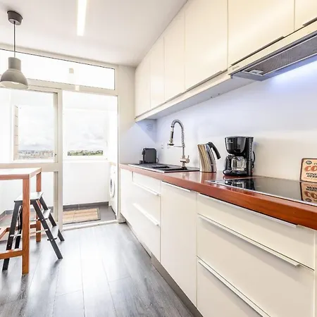 Appartamento Guestready - Fantastic Modern 2br Apt Near Quinta Das Conchas Lisbona